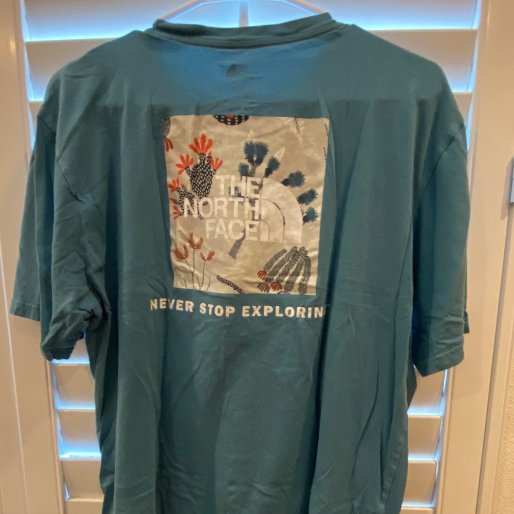 Men's North Face Cactus Tee 🌵